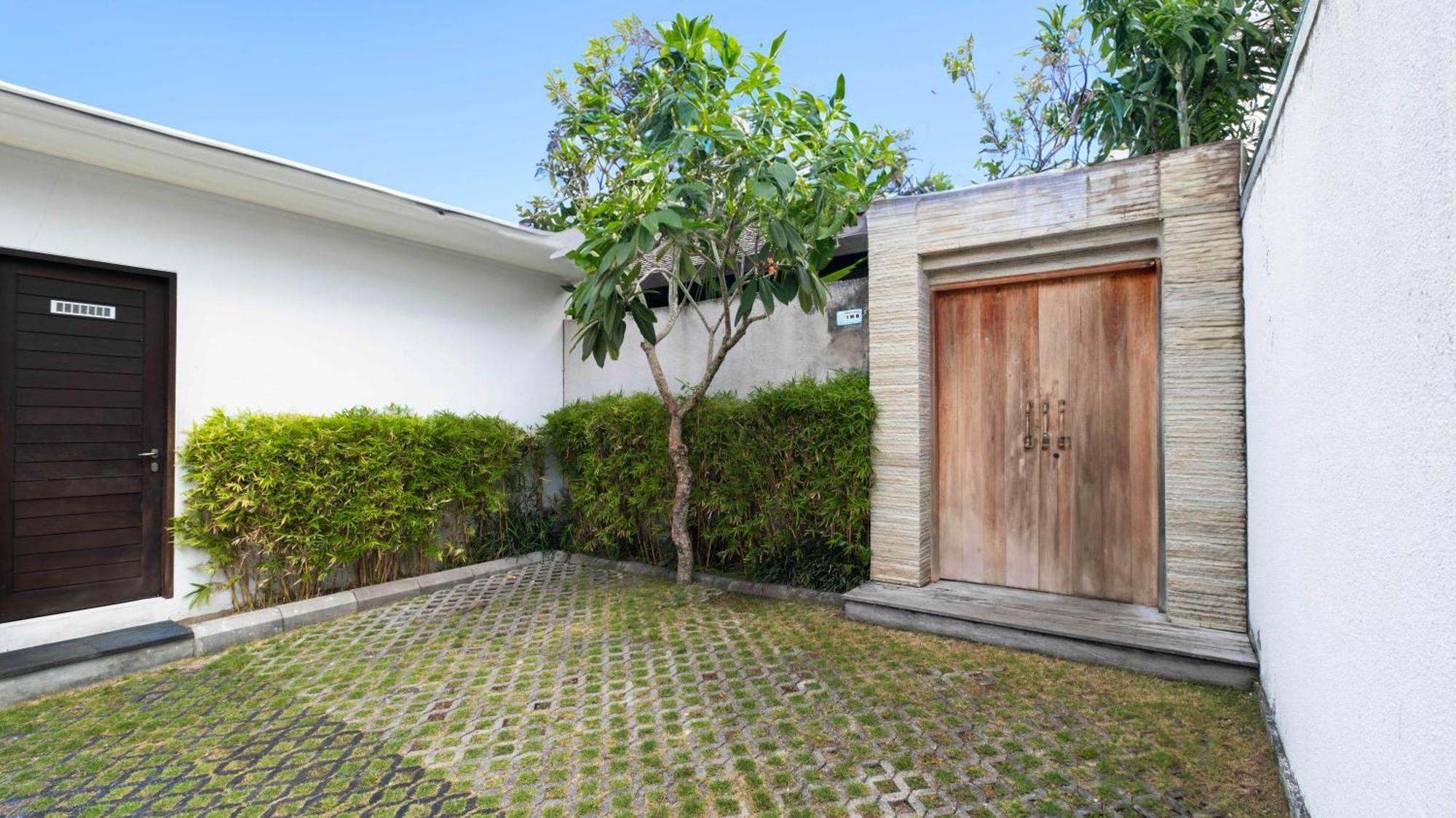 Villa Nikaia By Villa Finder Seminyak  Luaran gambar